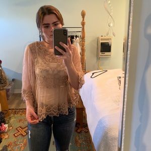 Effortlessly boho lacy top